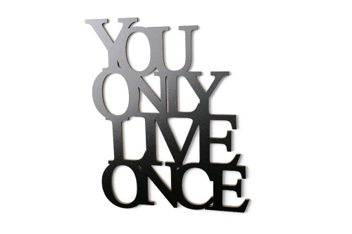 You-only-live-once-napis-scienny-dekoracja-na-pusta-sciane-hdf-black.jpg