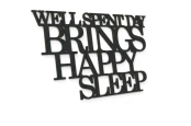 well-spent-day-brings-happy-sleep-moderat-napis3d-na-sciane-1.jpg