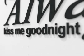 Always kiss me goodnight - napisy 3d na ścianę