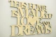 this-home-is-made-of-love-and-dreams-napisy-na-sciane-manufaktura-moderat2.jpg