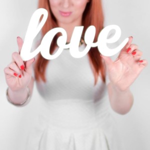 Napis na ścianę Love