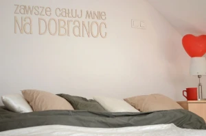 Zawsze całuj mnie na dobranoc - dekoracja 3d na ścianę.