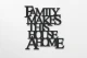 0000046-familymakesthishouseafamily12-napis-na-sciane-family.jpg