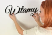 witamy-napis-dekoracyjny-na-sciane-manufaktura-moderat-08.jpg