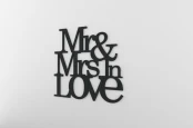 0000212mrandmrsinlove2.jpg