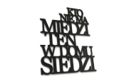 0020015-napis-na-sciane-kolor-czarny-moderat-Kto-nie-ma-miedzi-ten-w-domu-siedzi-hq.jpg
