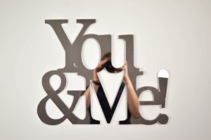 You & Me - napis na ścianę