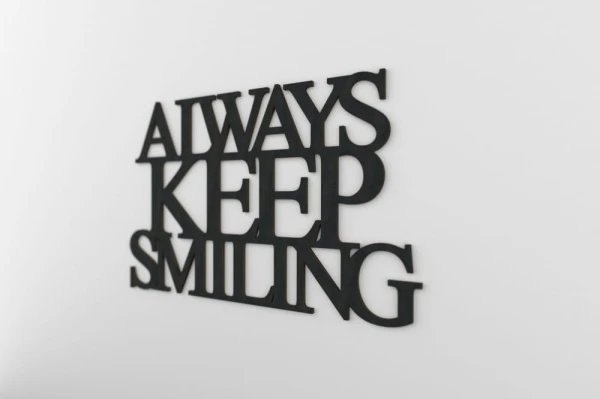 always-keep-smiling-napis-na-sciane-manufaktura-moderat-07.jpg