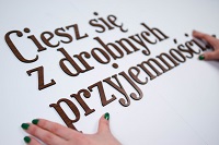 literki na sciane z hdf moderat